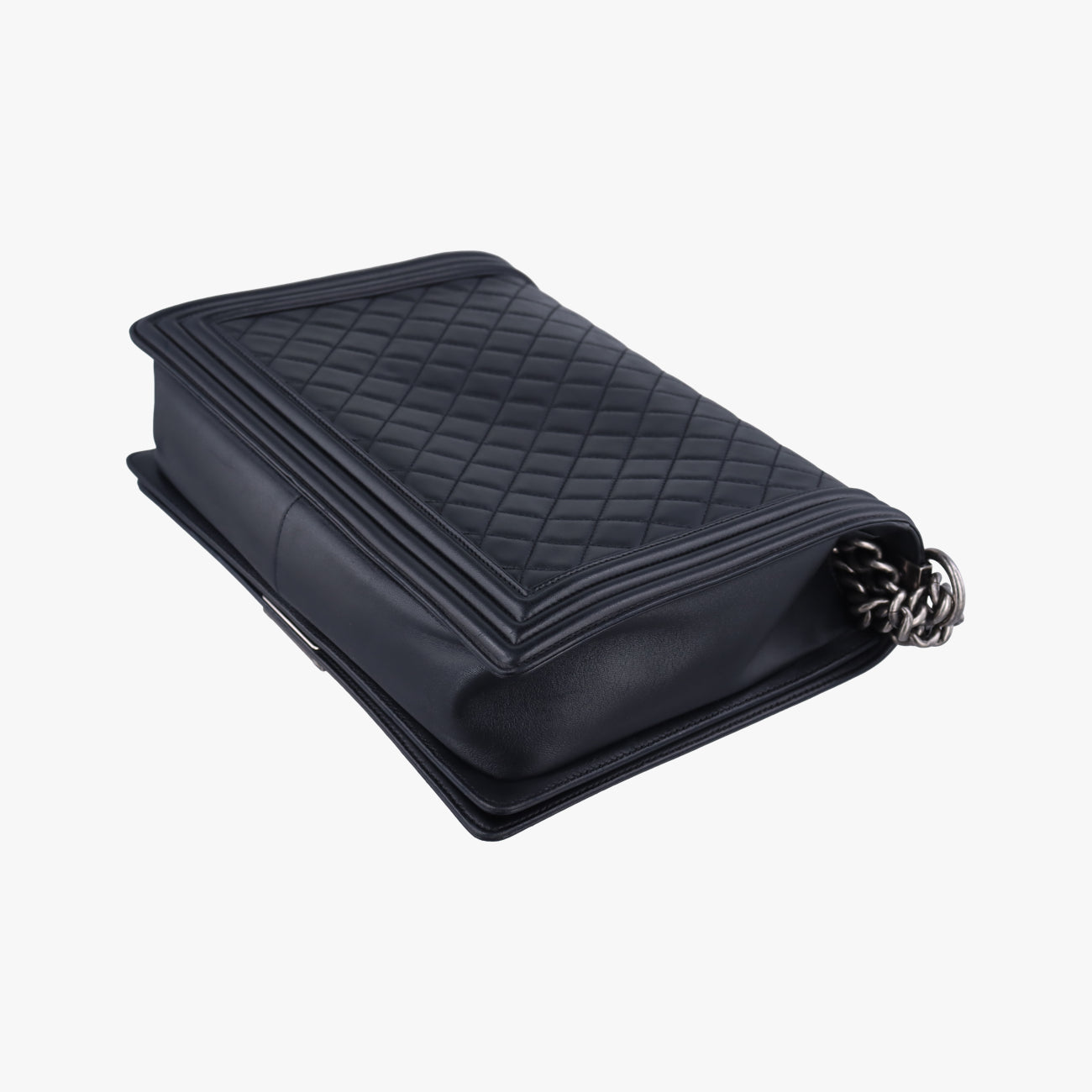 BOY CHANEL Black lambskin A67087 16107672ボーイシャネル ブラック ラムスキン A67087 16107672