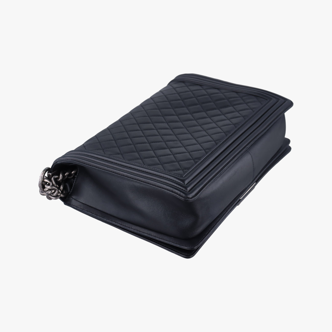 BOY CHANEL Black lambskin A67087 16107672ボーイシャネル ブラック ラムスキン A67087 16107672