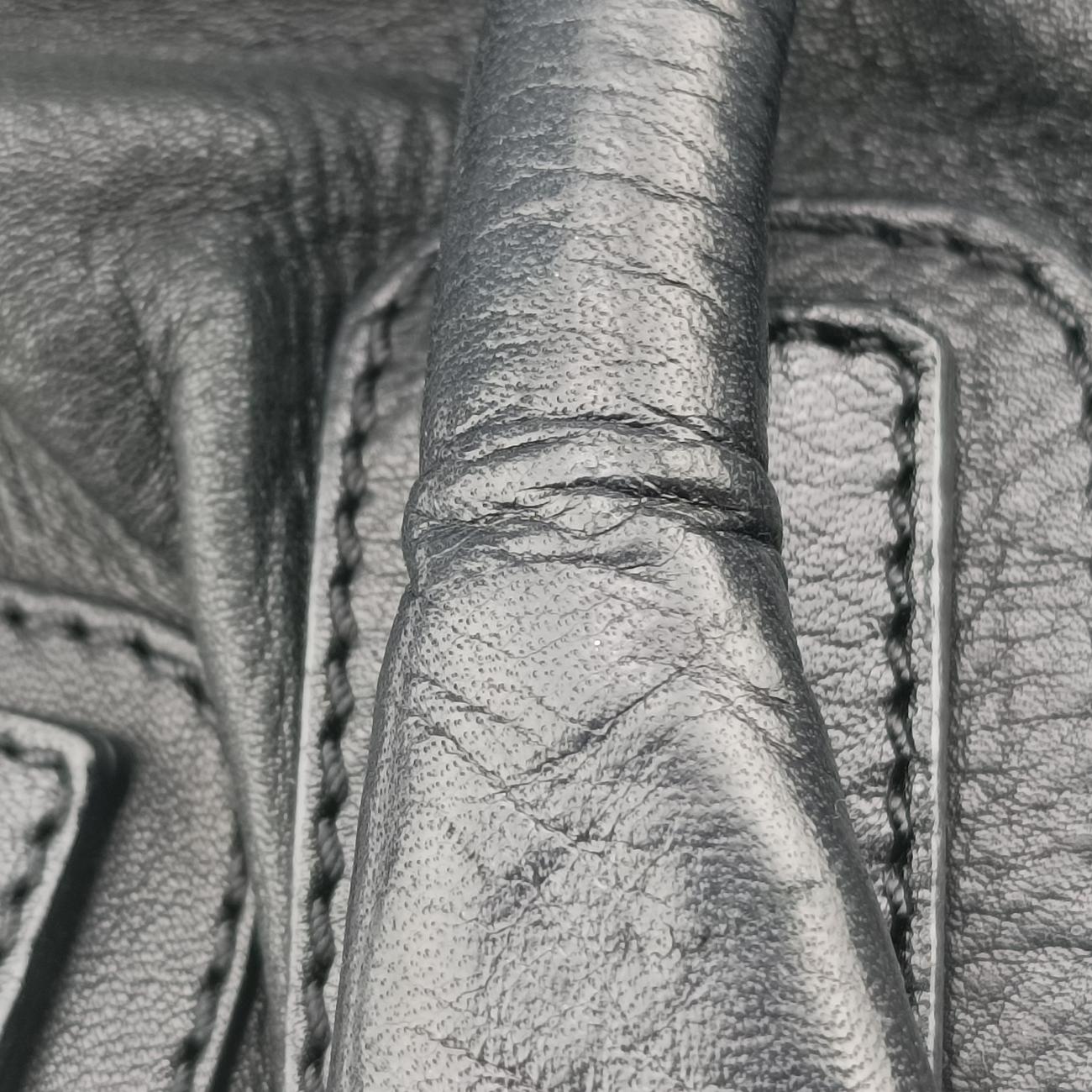 Pandora Black Leather EF1010パンドラ ブラック レザー EF1010