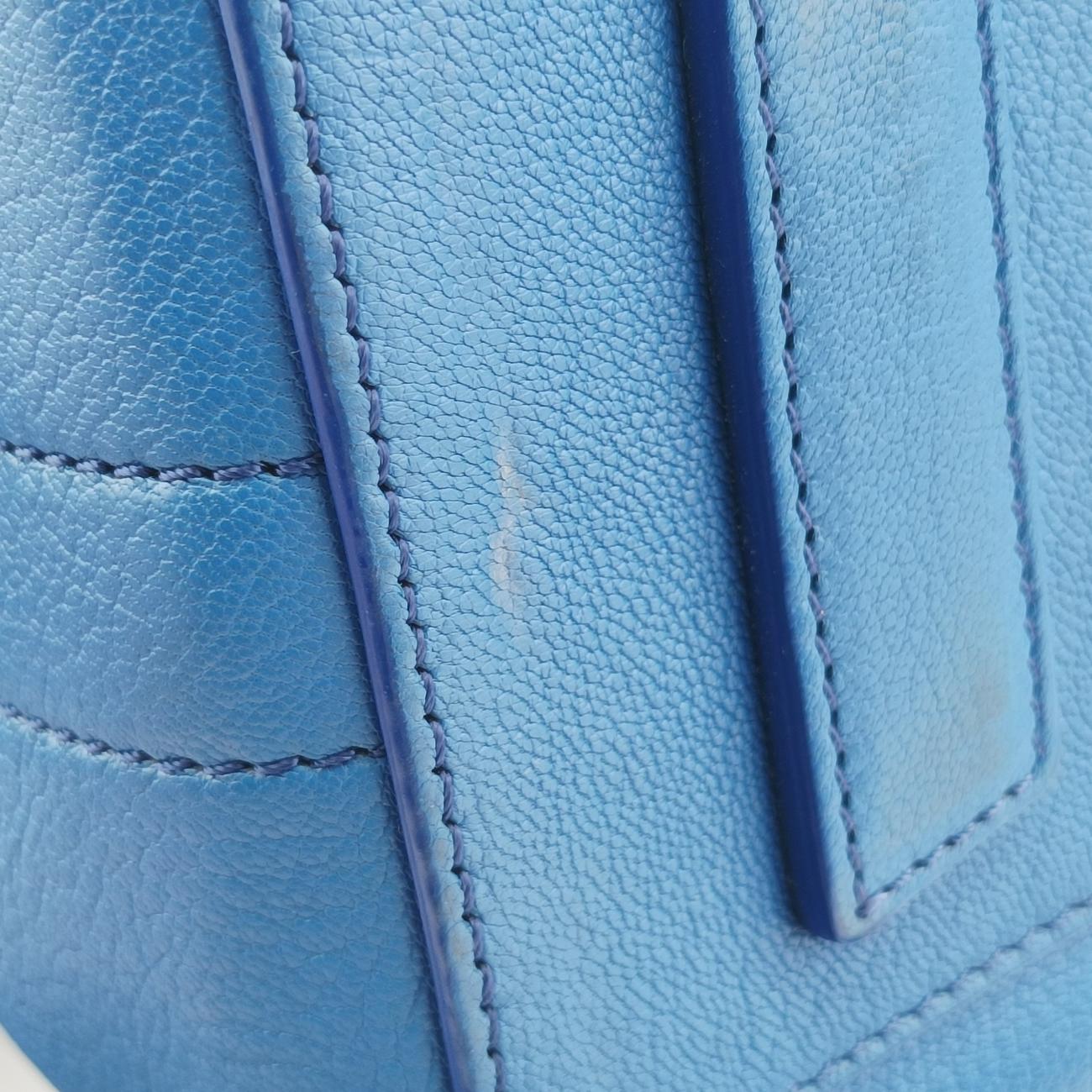 Antigona Blue leather ZE D 1116アンティゴナ ブルー レザー ZE D 1116