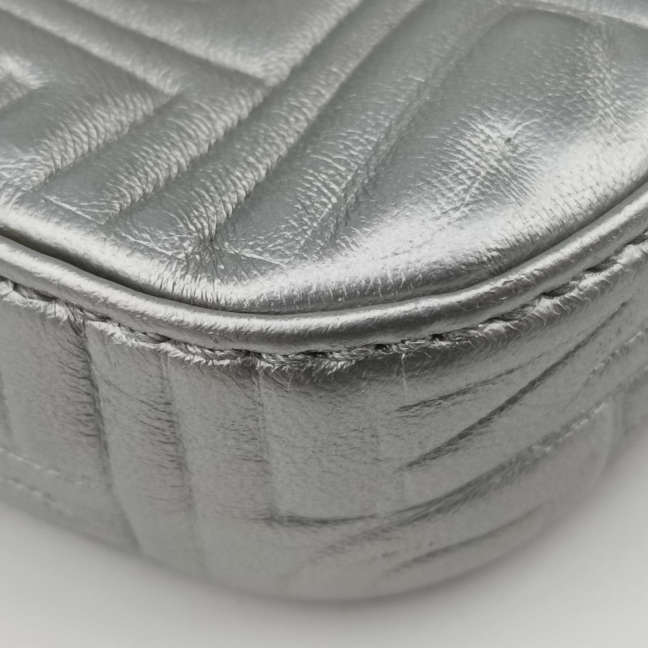 BAGUETTE Silver Leather 8BR600 Lot number unknownマンマバケット シルバー レザー 8BR600 製番不明