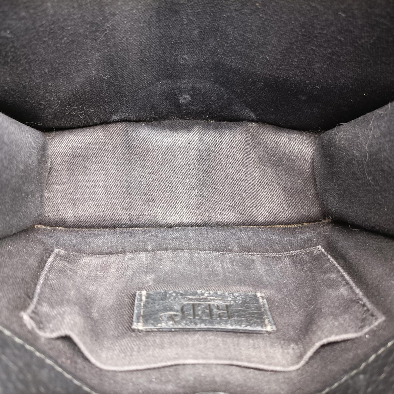 Textured Black Leather テクスチャード ブラック レザー