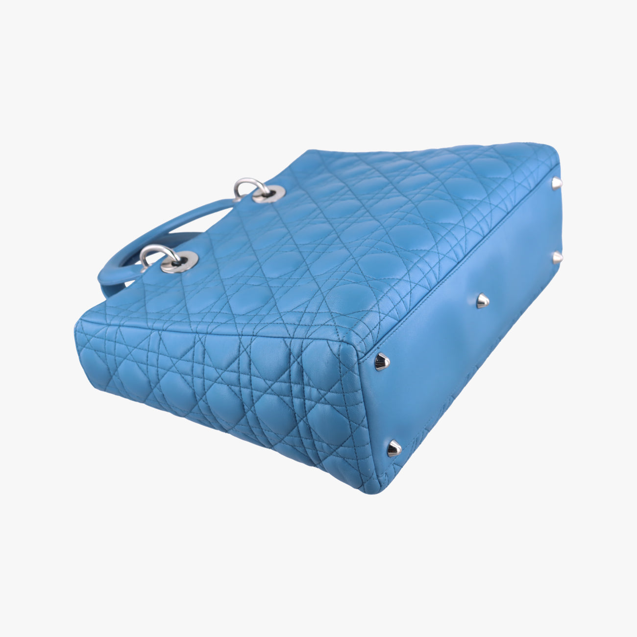 Lady Dior Blue lambskin 04-MA-1101レディディオール ブルー ラムスキン 04-MA-1101