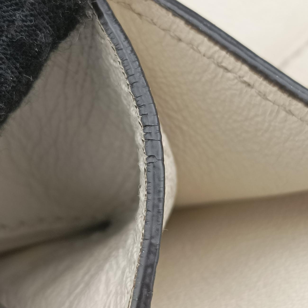 Rajah White×Black×Red Leather 537219 C028690663ラジャ ホワイト×ブラック×レッド レザー 537219 C028690663