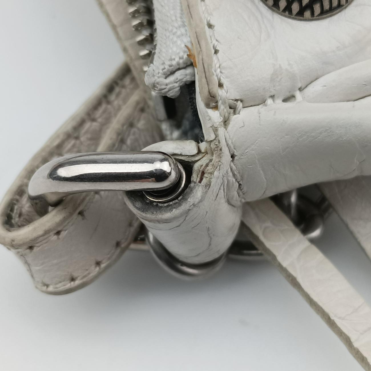 Le Cagole mini White lambskin 695814.9016.R.527545ル カゴール ミニ ホワイト ラムスキン 695814.9016.R.527545