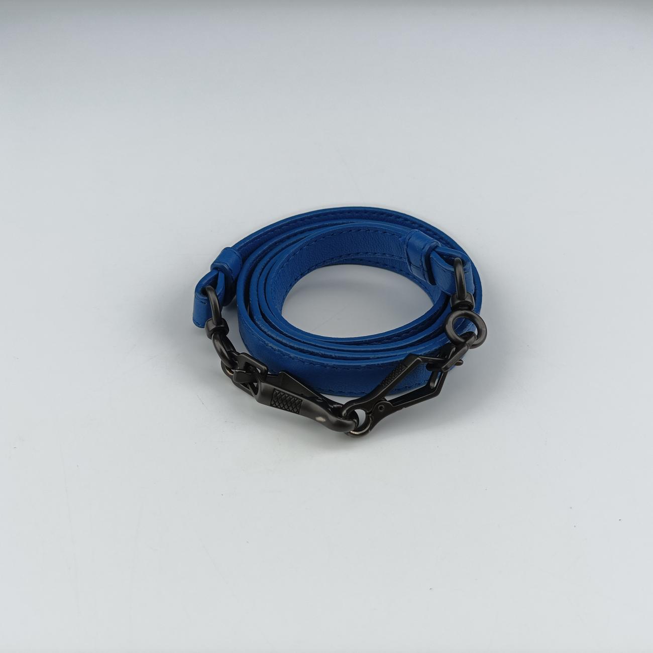 Intrecciato Blue lambskin B05059512Cイントレチャート ブルー ラムスキン B05059512C