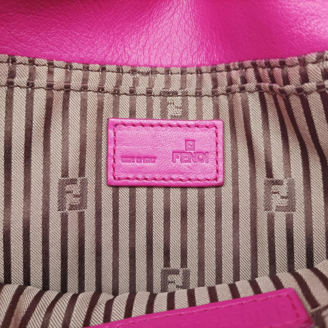 Fendista Pochette Rose Leather 8M0276 8M0276-ANG-128-2566フェンディスタ ポシェット ローズ レッド レザー 8M0276 8M0276-ANG-128-2566