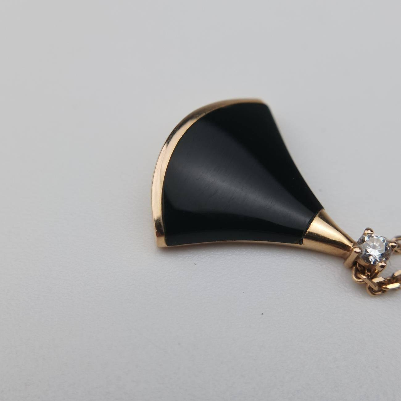 Diva's Dream Black×golden AU750 350582 N6YWRRディーバ ドリーム ブラック×ゴールド AU750 350582 N6YWRR