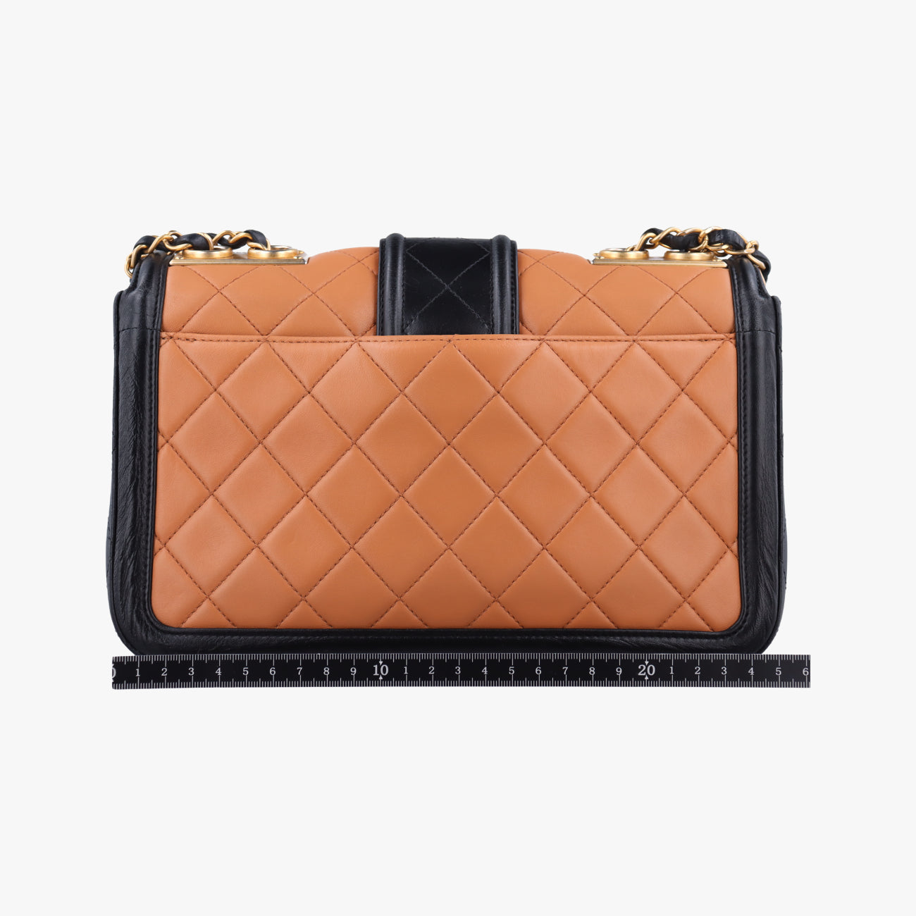 Elegant CC Flap Beige×black Leather A91365 23230869マトラッセ シングルフラップ ベージュ×ブラック レザー A91365 23230869