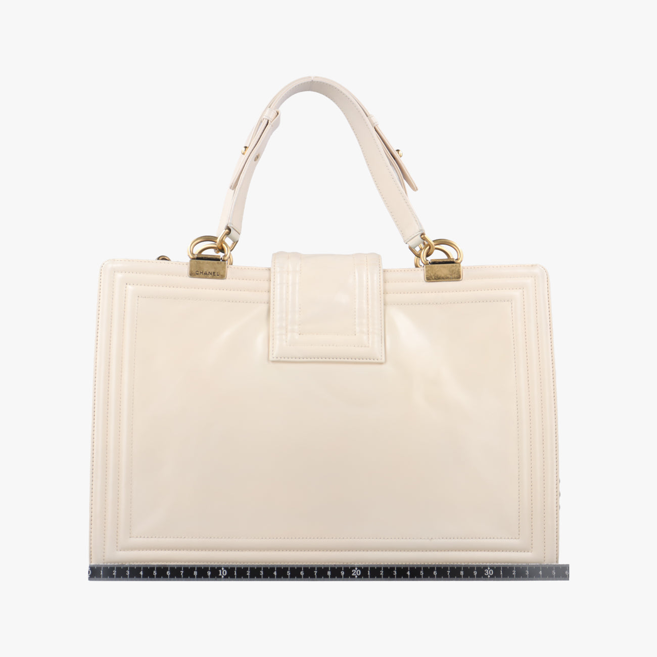 BOY CHANEL White Leather A66713 15331100ボーイシャネル ホワイト レザー A66713 15331100