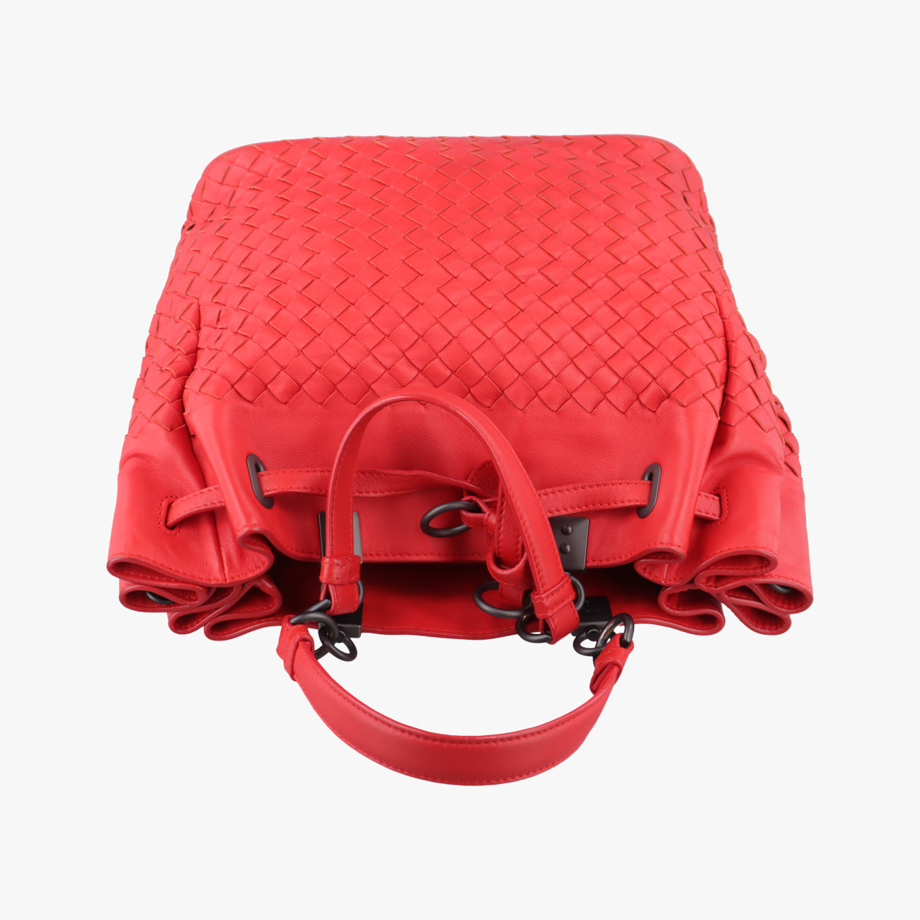 Intrecciato Drawstring Bucket Red lambskin B05592107Gイントレチャート ドローストリング バケット レッド ラムスキン B05592107G