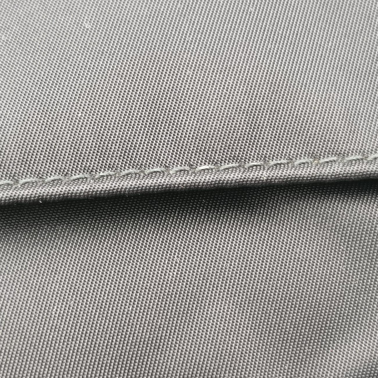 Triangle Logo Black nylon 2VH112 253トライアングルロゴ ブラック ナイロン 2VH112 253