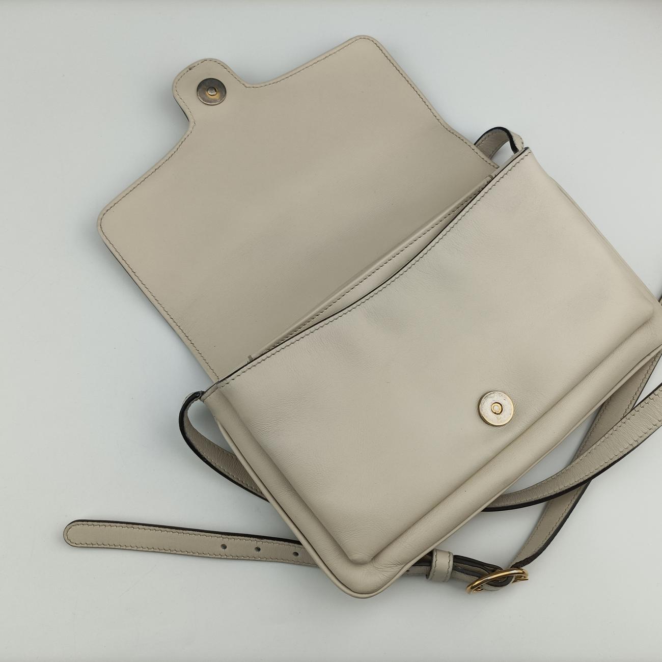 Arli White Leather 550129 C029750444アリー ホワイト レザー 550129 C029750444