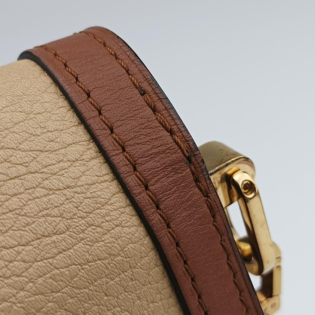 DAUPHINE MM Scarlet Red×Panama Beige Taurillon leather M53830 GI4158ドーフィーヌMM パナマスカーレット トリヨンレザー M53830 GI4158