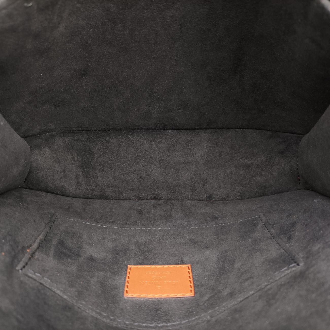 DAUPHINE MM Scarlet Red×Panama Beige Taurillon leather M53830 GI4158ドーフィーヌMM パナマスカーレット トリヨンレザー M53830 GI4158