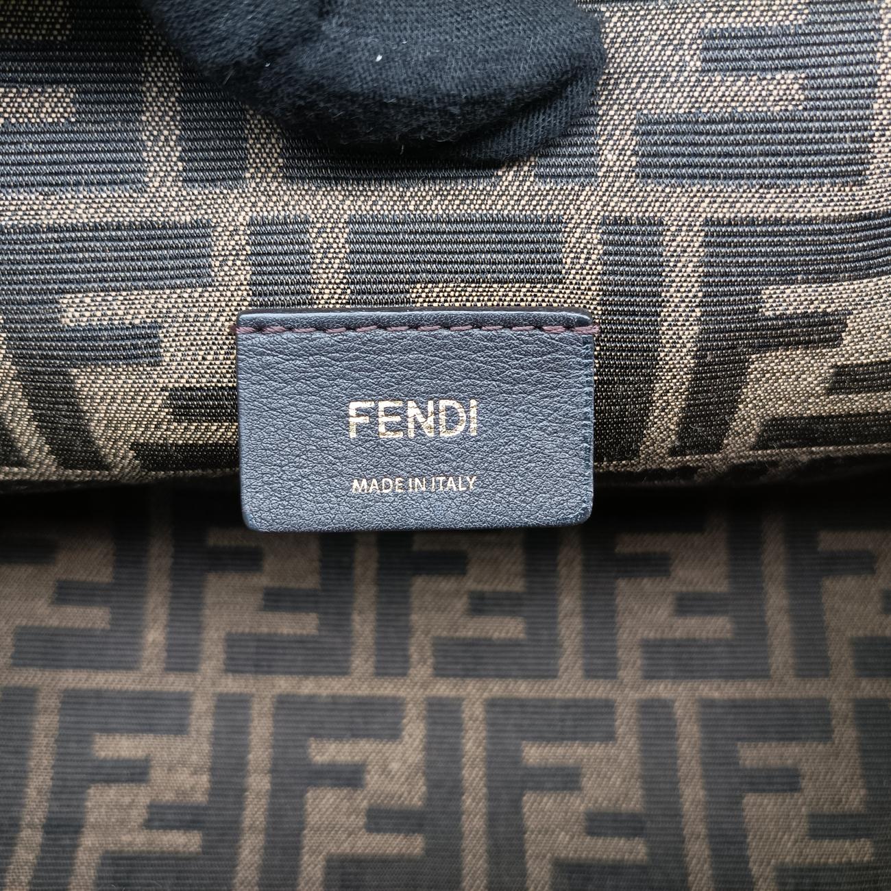 First small Brown Leather 8BP129 8BP129 ABVE 219.8321ファースト スモール ブラウン レザー 8BP129 8BP129 ABVE 219.8321