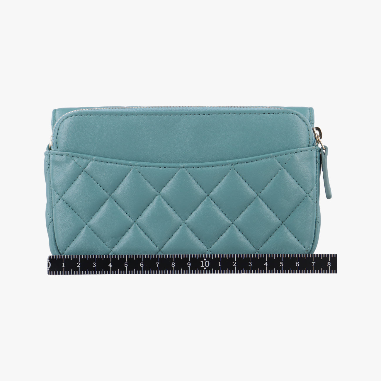 Matelassé Flap Phone Case Blue lambskin AP2096 31980468マトラッセ フラップ フォン ケース ブルー ラムスキン AP2096 31980468