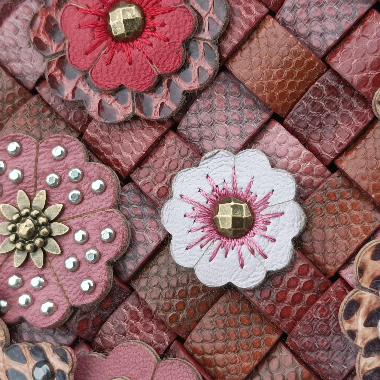 Intrecciato Red×Multicolour Leather B06467809Dイントレチャート レッド×マルチカラー レザー B06467809D