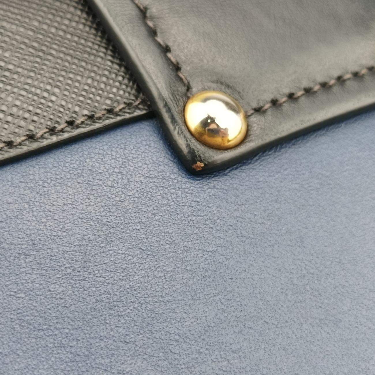 Cahier Blue×Black Leather 1BD045 25カイエ ブルー×ブラック レザー 1BD045 25