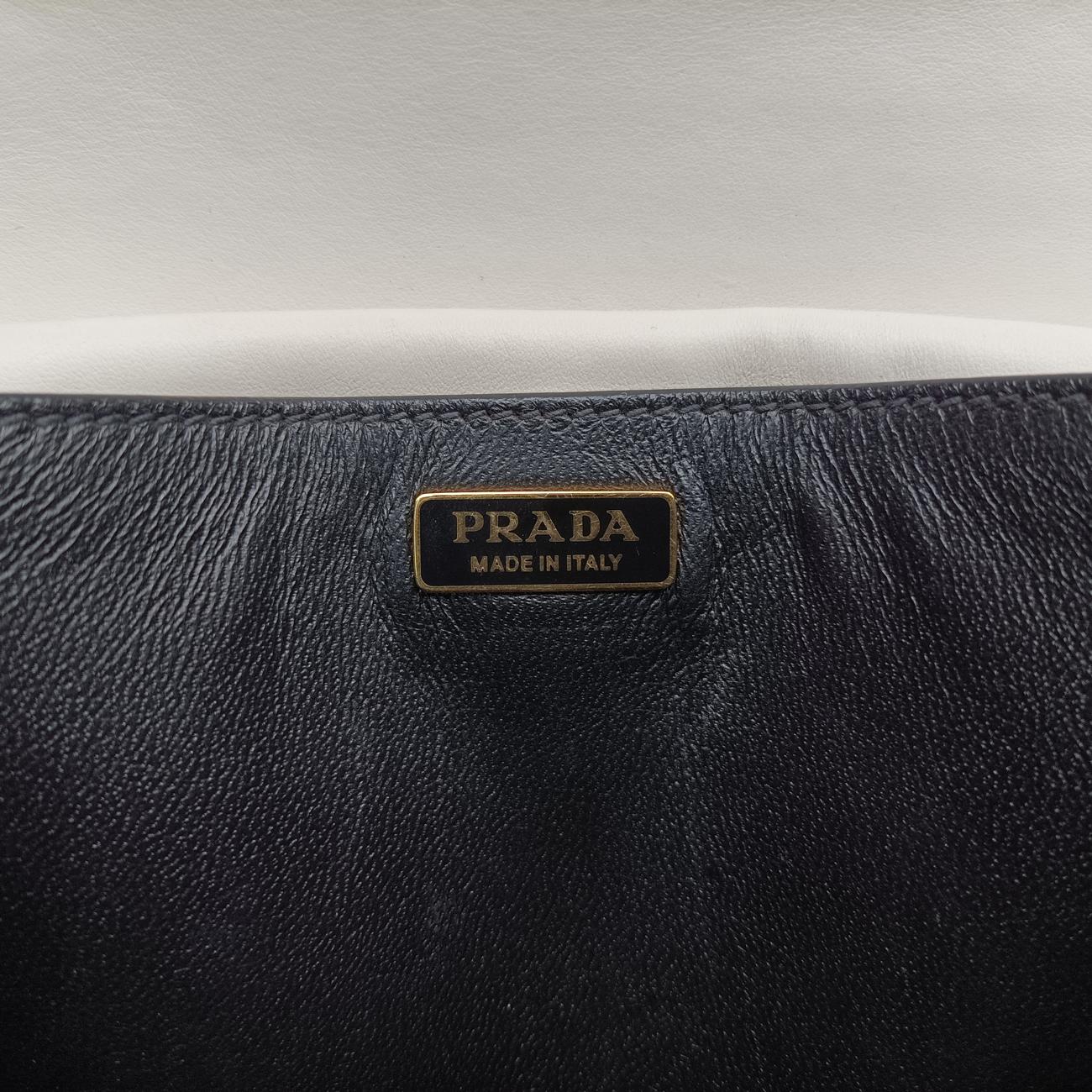 Cahier Black×white Leather×SAFFIANO Leather 1BD045 25カイエ ブラック×ホワイト レザー×サフィアーノレザー 1BD045 25