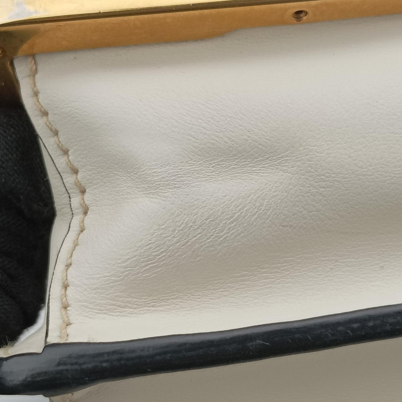 Cahier Black×white Leather×SAFFIANO Leather 1BD045 25カイエ ブラック×ホワイト レザー×サフィアーノレザー 1BD045 25