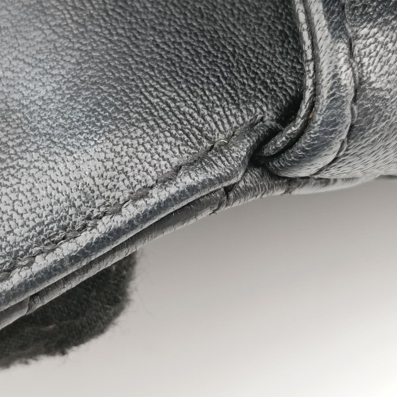 COLLEGE Black Leather 428056 GUE428056.0916カレッジ ブラック レザー 428056 GUE428056.0916