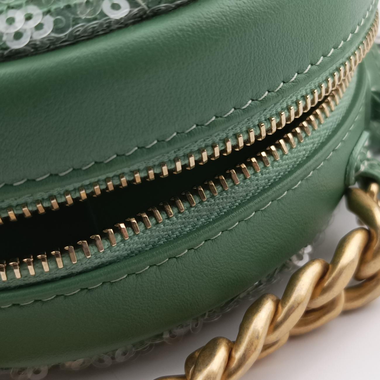 CHANEL 19 Round Green Sequins×Leather AP0945 30745163シャネル19ラウンド グリーン スパンコール×レザー AP0945 30745163