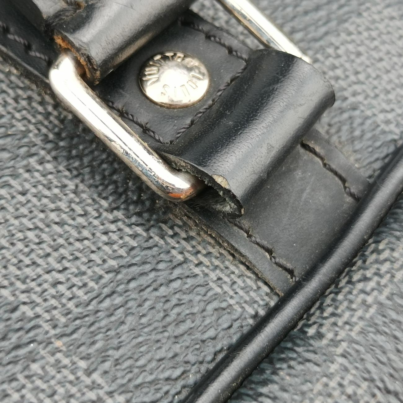 Porte Documents Voyage Noir Damier Graphite N41125 TR4182ポルト ドキュマン ヴォワヤージュ ノワール ダミエグラフィット N41125 TR4182