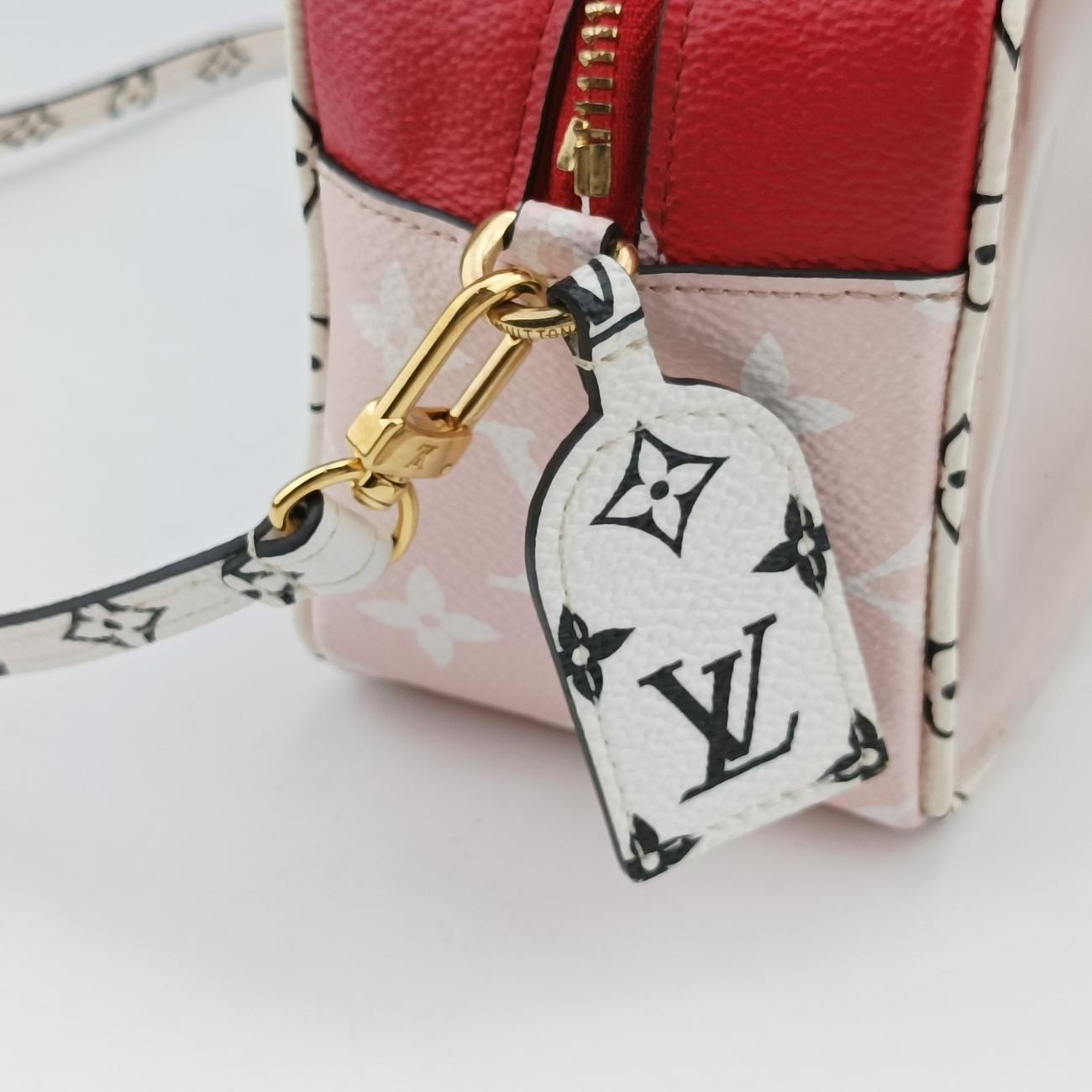 Beach Pouch ROUGE Monogram Giant M67601 TR1179ビーチ ポーチ 2019SS ルージュ モノグラム ジャイアント M67601 TR1179