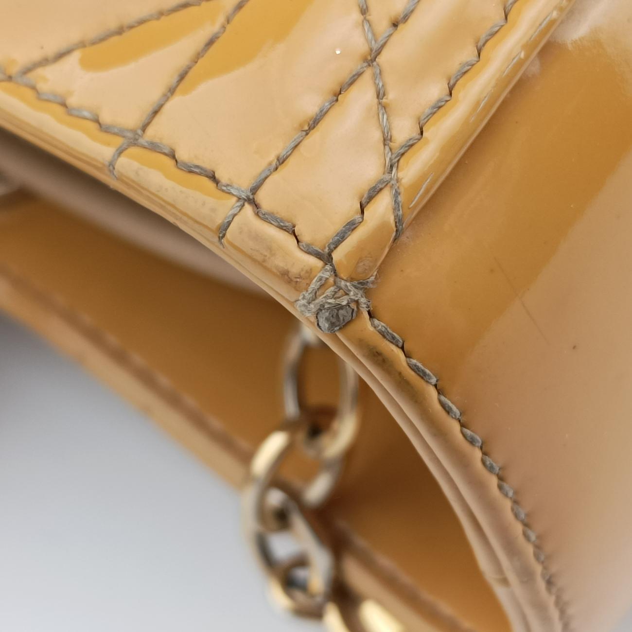 Lady Dior Beige Patent 16-BO-0191 Bレディディオール ラージ ベージュ パテント 16-BO-0191 B