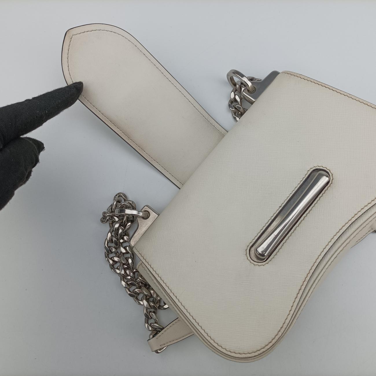 Sidonie White SAFFIANO Leather 1BD219 25 Mシドニー ホワイト サフィアーノレザー 1BD219 25 M