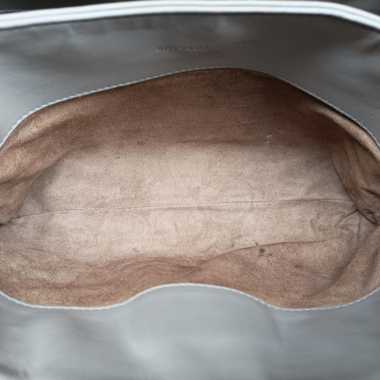 Roma Intrecciato Grey lambskin B07264524Kローマ イントレチャート グレー ラムスキン B07264524K