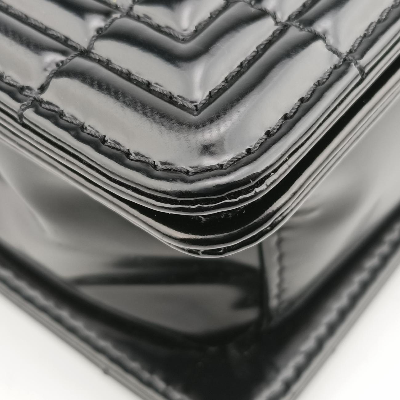 BOY CHANEL Black Patent A67018 16401692ボーイシャネル ブラック パテント A67018 16401692