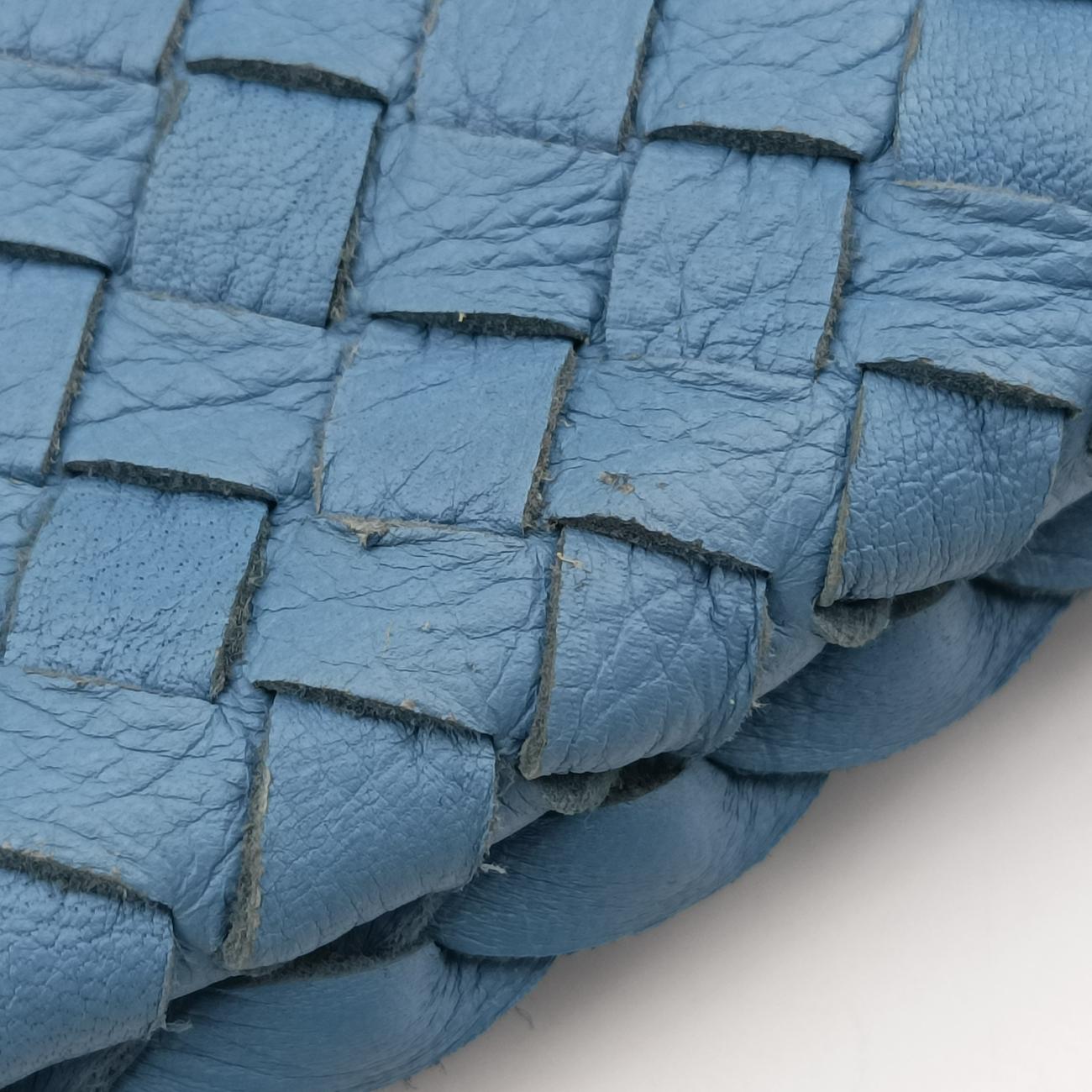 Intrecciato Blue lambskin 115654 V3060 4401 0L000202849D4017イントレチャート ブルー ラムスキン 115654 V3060 4401 0L000202849D4017