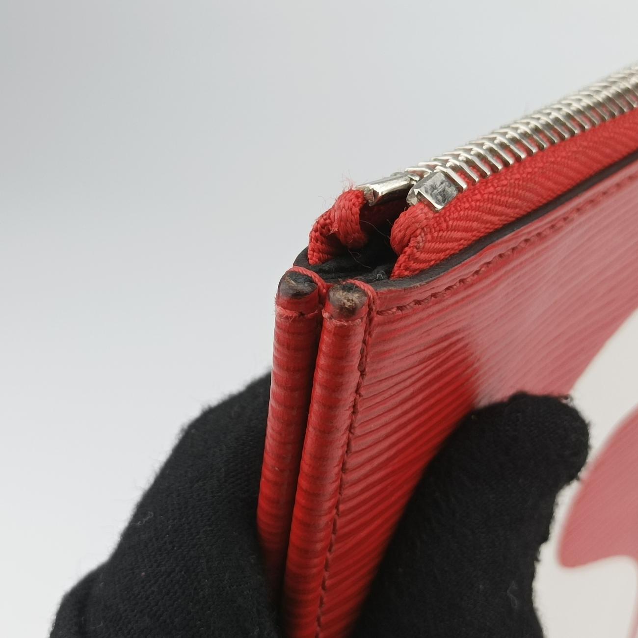 Pochette Jour GM Supreme Collaboration ROUGE×white epi M67722 TN1197ポシェット ジュール GM シュプリーム コラボ ルージュ×ホワイト エピ M67722 TN1197