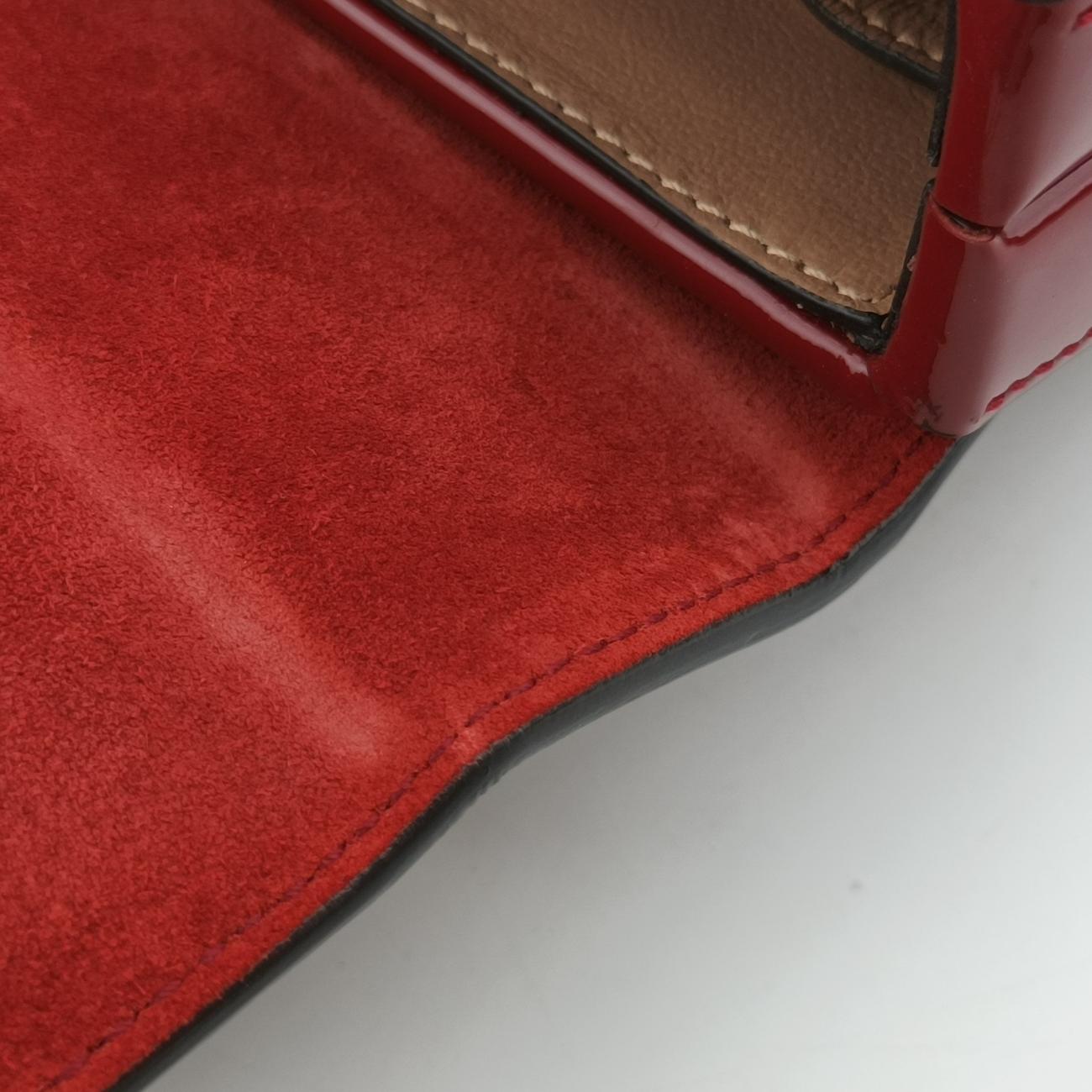 Sylvie Red Patent 589479 F030331694シルヴィ レッド パテント 589479 F030331694