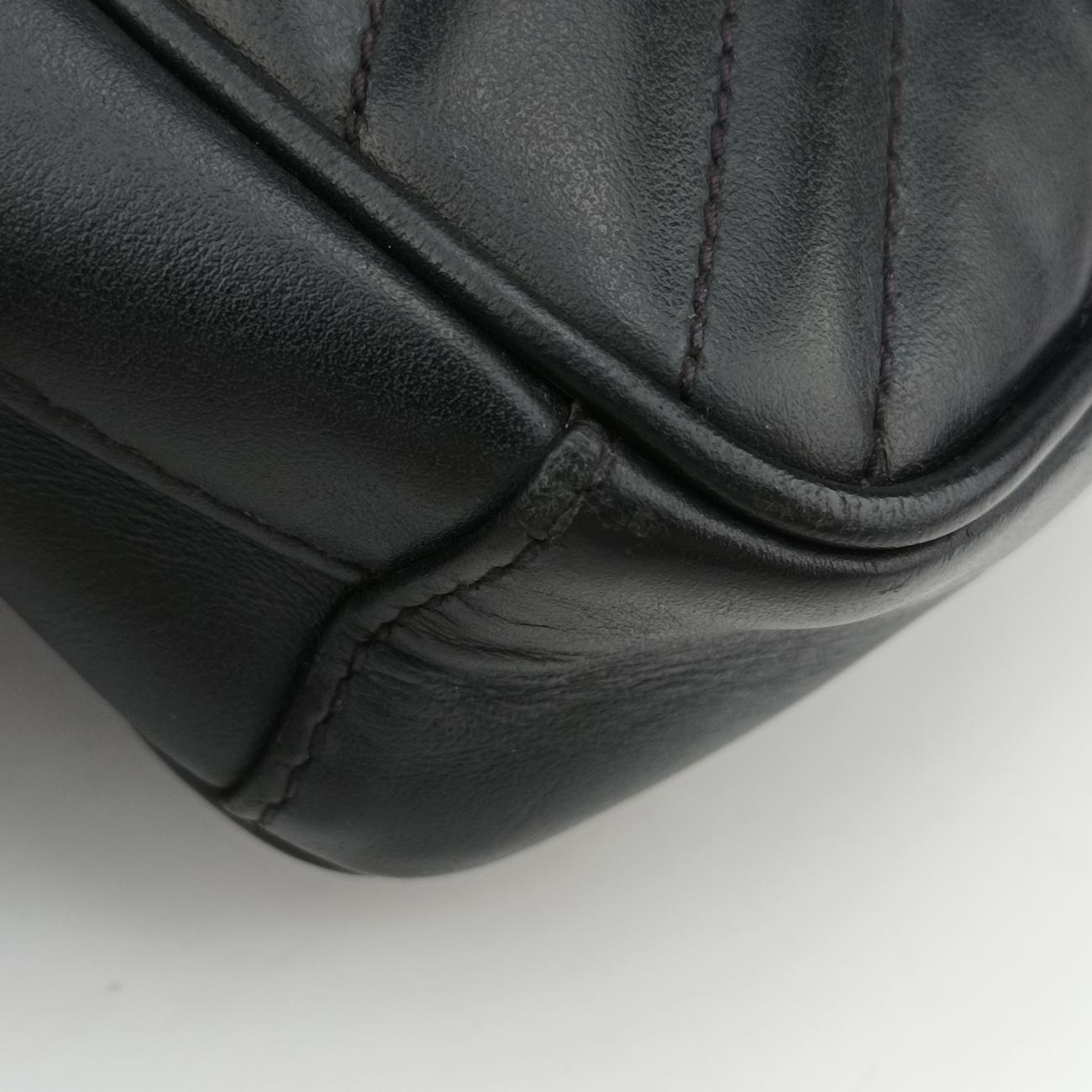 GG Marmont Black Leather 598597 GGマーモント ブラック レザー 598597