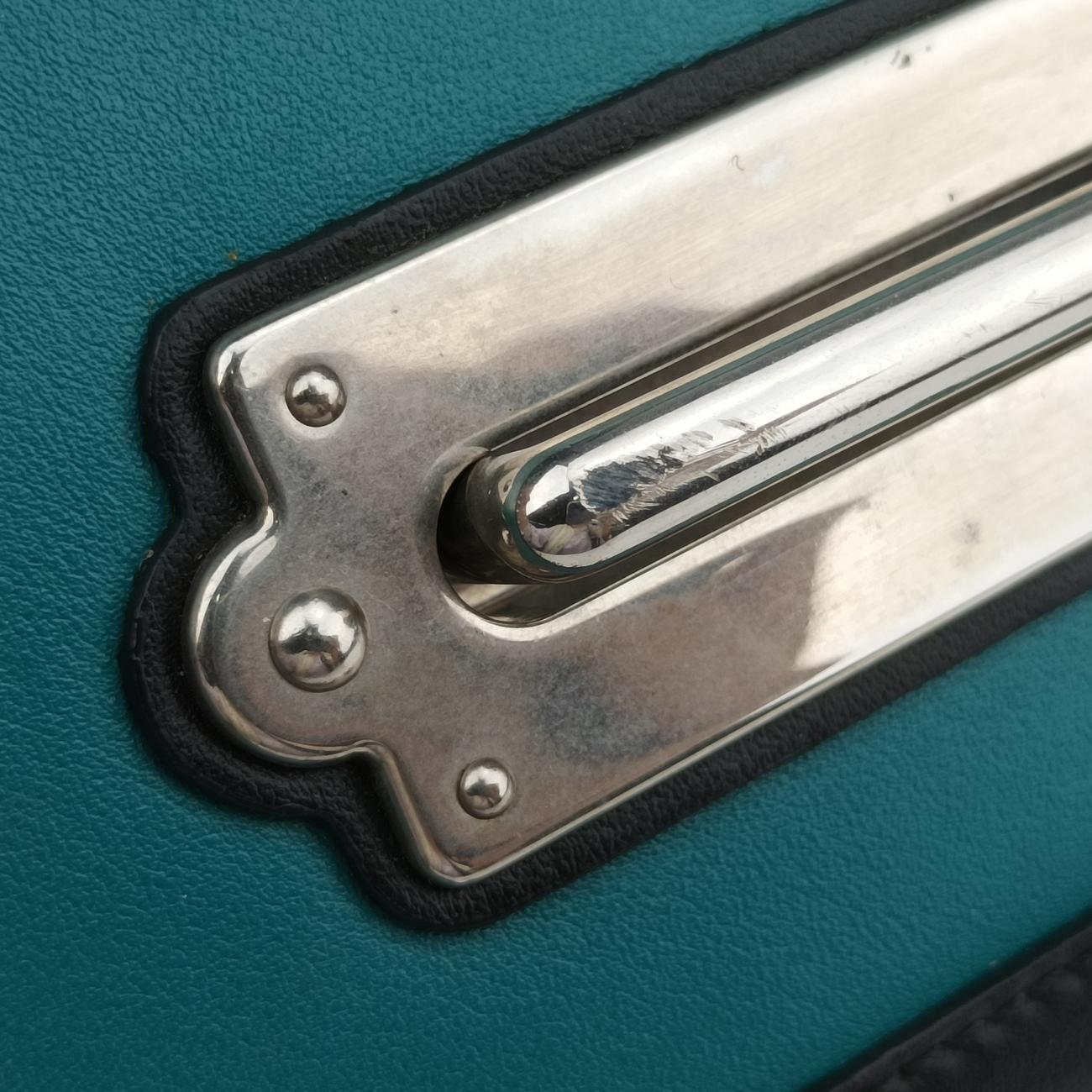 Cahier Green×Black Leather 1BH018 25カイエ グリーン×ブラック レザー 1BH018 25