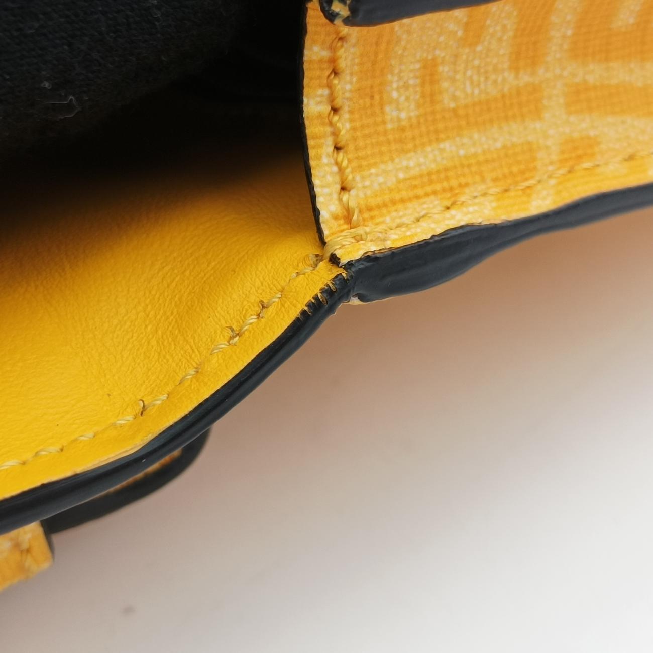 FF Logo Baguette slim Yellow Leather 7M0295 7M0295 AFSM 218-0501バゲット スリム イエロー レザー 7M0295 7M0295 AFSM 218-0501