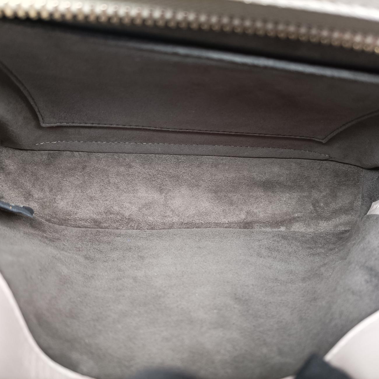 Dotcom Click Small Beige Leather 8BN299 8BN299-9NJ-178.8007ドットコム クリック スモール ベージュ レザー 8BN299 8BN299-9NJ-178.8007