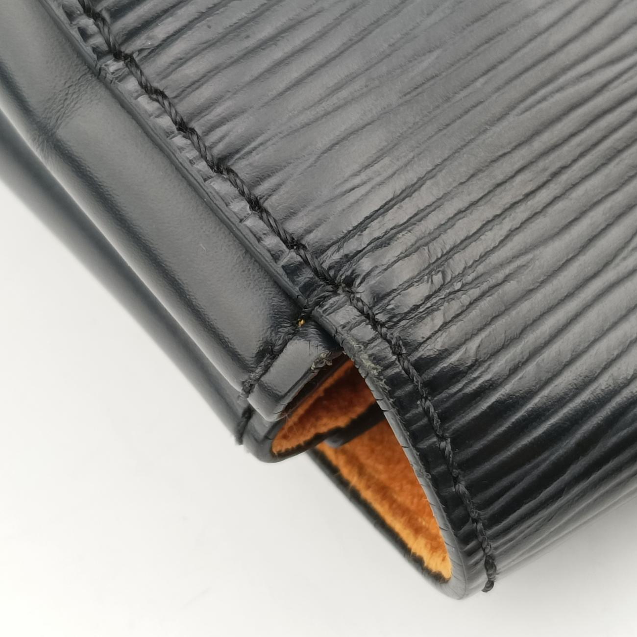 Grenelle PM Noir epi M53695 CA1199グルネル PM ノワール エピ M53695 CA1199