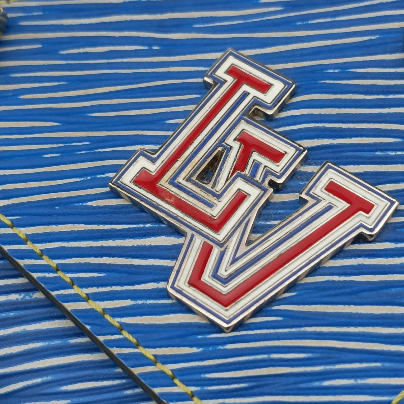 Portefeuille Twist Chain blue×multicolor Epi M62732 SP4127ポルトフォイユ ツイスト チェーン ブルー×マルチカラー エピ M62732 SP4127