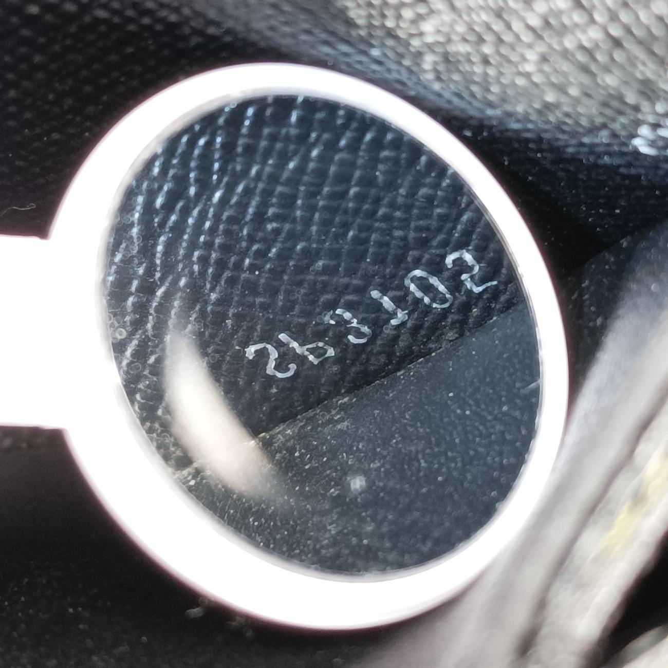 Portefeuille Twist Chain Wallet blue×multicolor Epi M61490 SP3105ポルトフォイユ ツイスト チェーン ウォレット ブルー×マルチカラー エピ M61490 SP3105