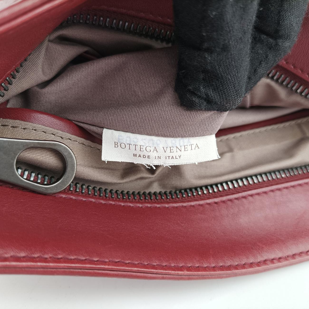 Intrecciato Burgundy lambskin B06206780Yイントレチャート ワインレッド ラムスキン B06206780Y
