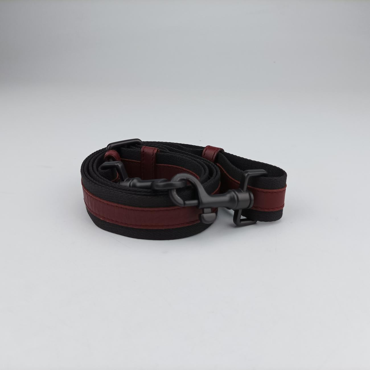 Intrecciato Burgundy lambskin B06206780Yイントレチャート ワインレッド ラムスキン B06206780Y