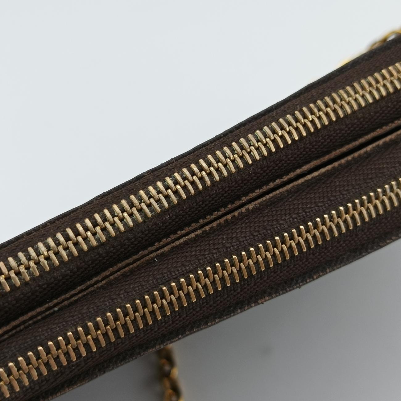 Pochette Double Zip Blooming Flowers brown×multicolor Monogram Canvas×calf leather M63905 GI4178ポシェット ドゥーブルジップ ブルーミングフラワー モノグラム/ブラウン系×マルチカラー モノグラムキャンバス×カーフレザー M63905 GI4178