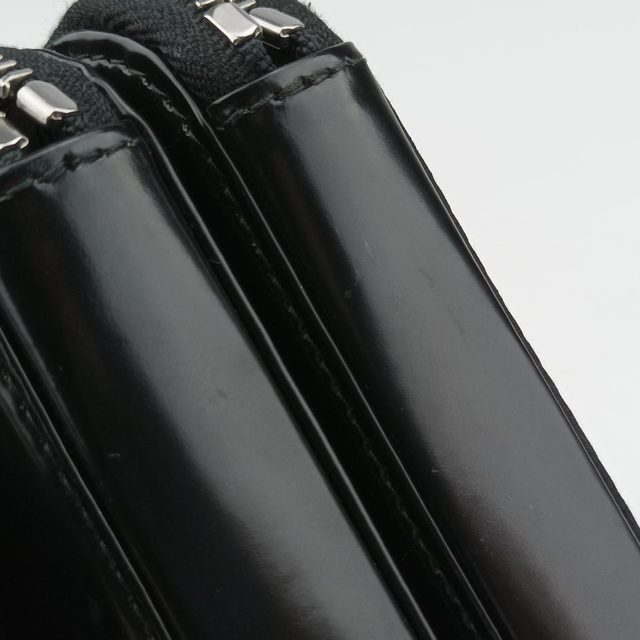 Triangle Crystal Black Leather 1NR015 234トライアングル ブラック レザー 1NR015 234