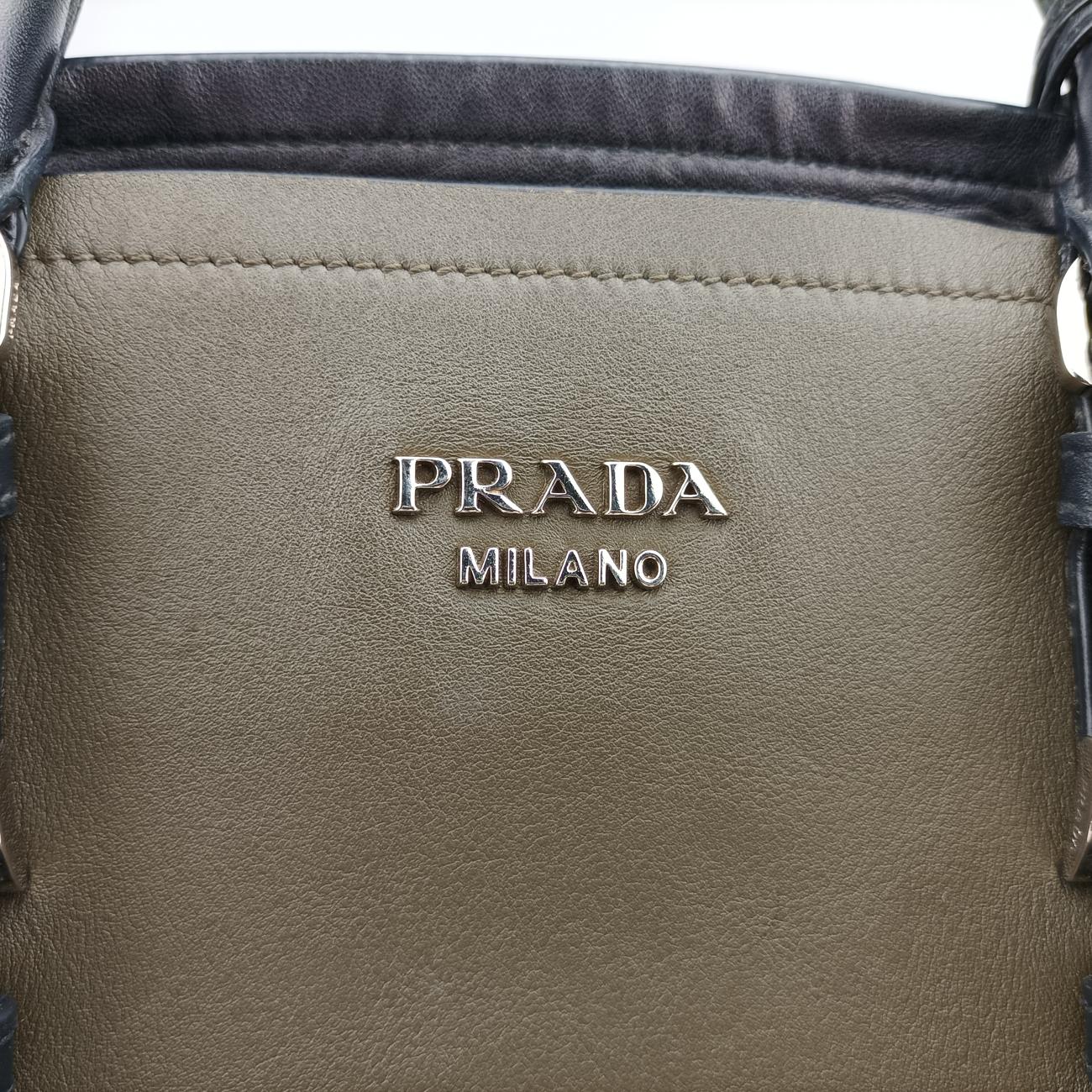 Prada City Calf Double Green×Black Leather 239/Eプラダ シティ カーフ ダブル グリーン×ブラック レザー 239/E