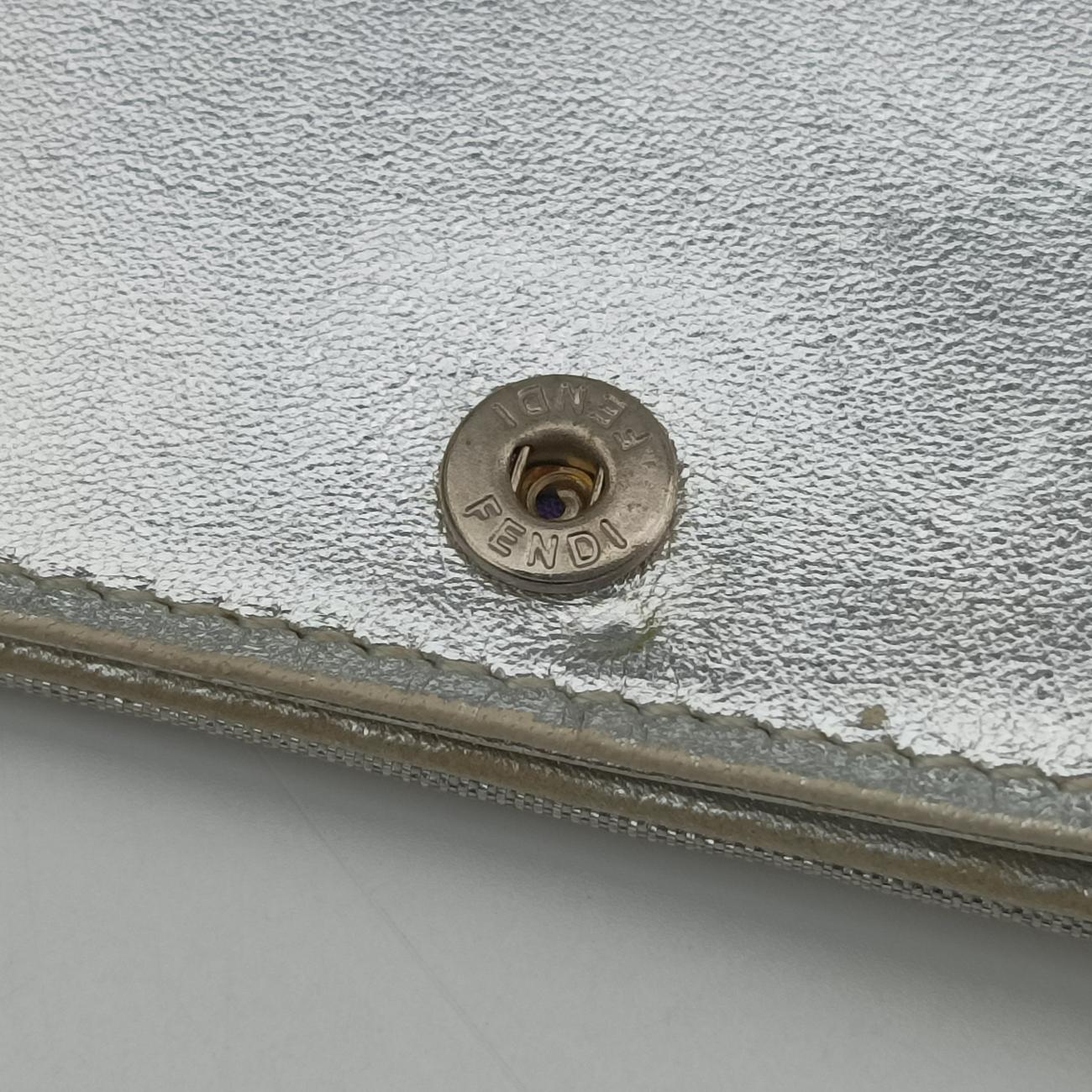 Embossed Logo Silver Canvas 8M0219 2289-8M0219-ZDK-089エンボス ロゴ シルバー キャンバス 8M0219 2289-8M0219-ZDK-089