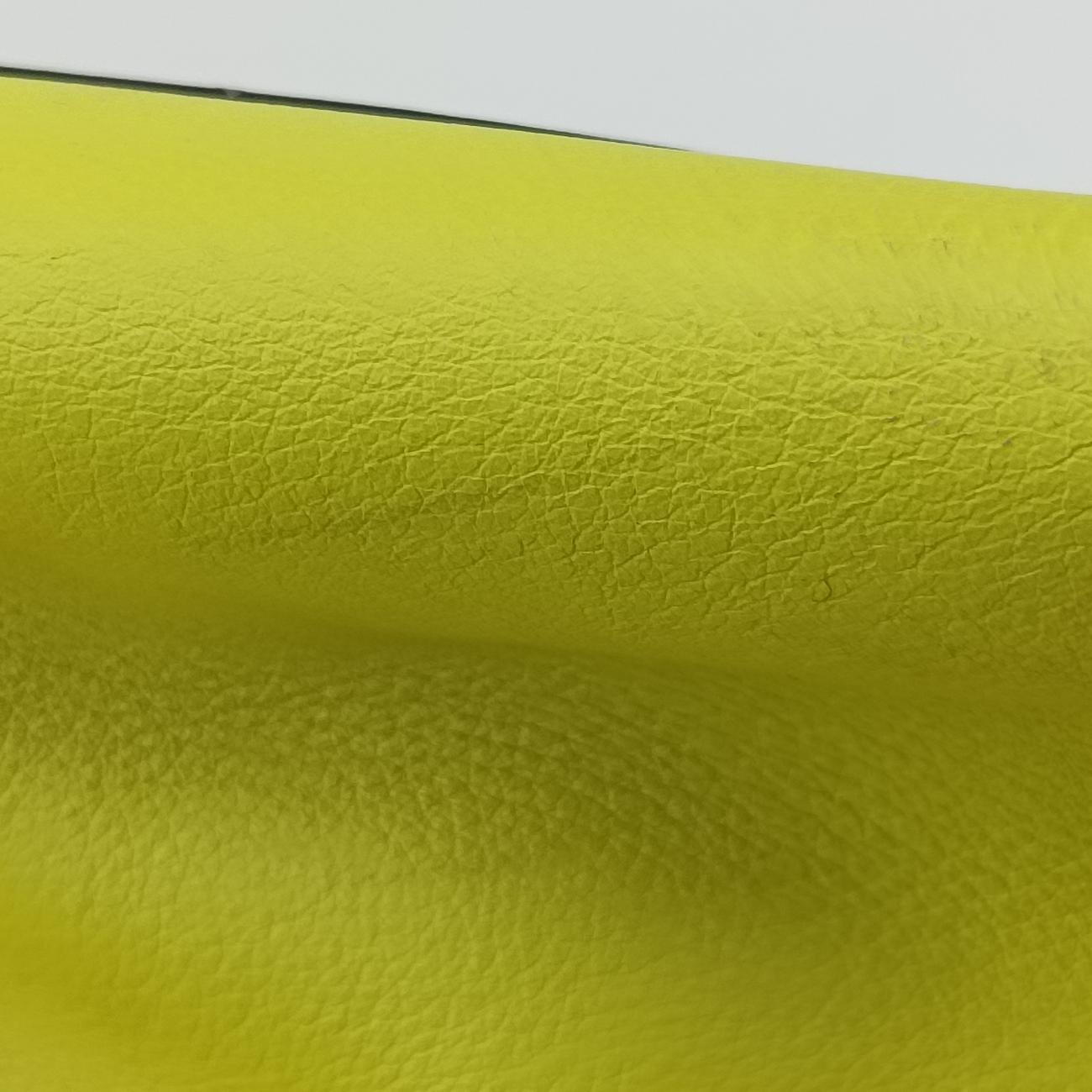 Rockstud Yellow Leather BS-G339BOL1ロックスタッズ イエロー レザー BS-G339BOL1